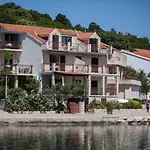 דירה Malo - One-bedroom With Balcony And Sea View - Attic 1 *